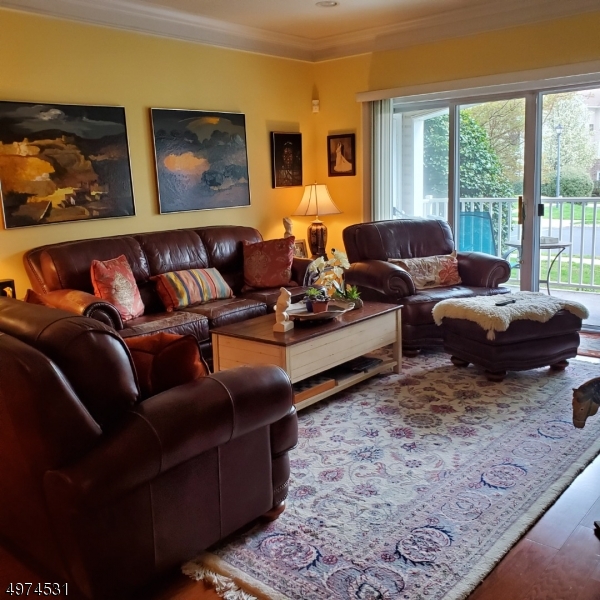 SOMERSET RUN - Residential