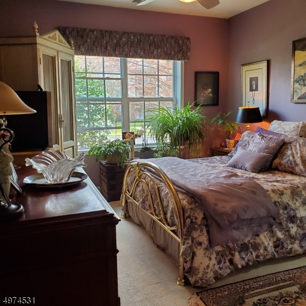 SOMERSET RUN - Residential