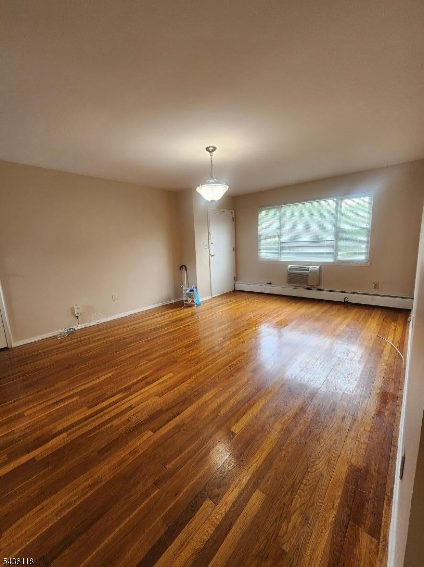Crestmont Gardens - Residential Lease