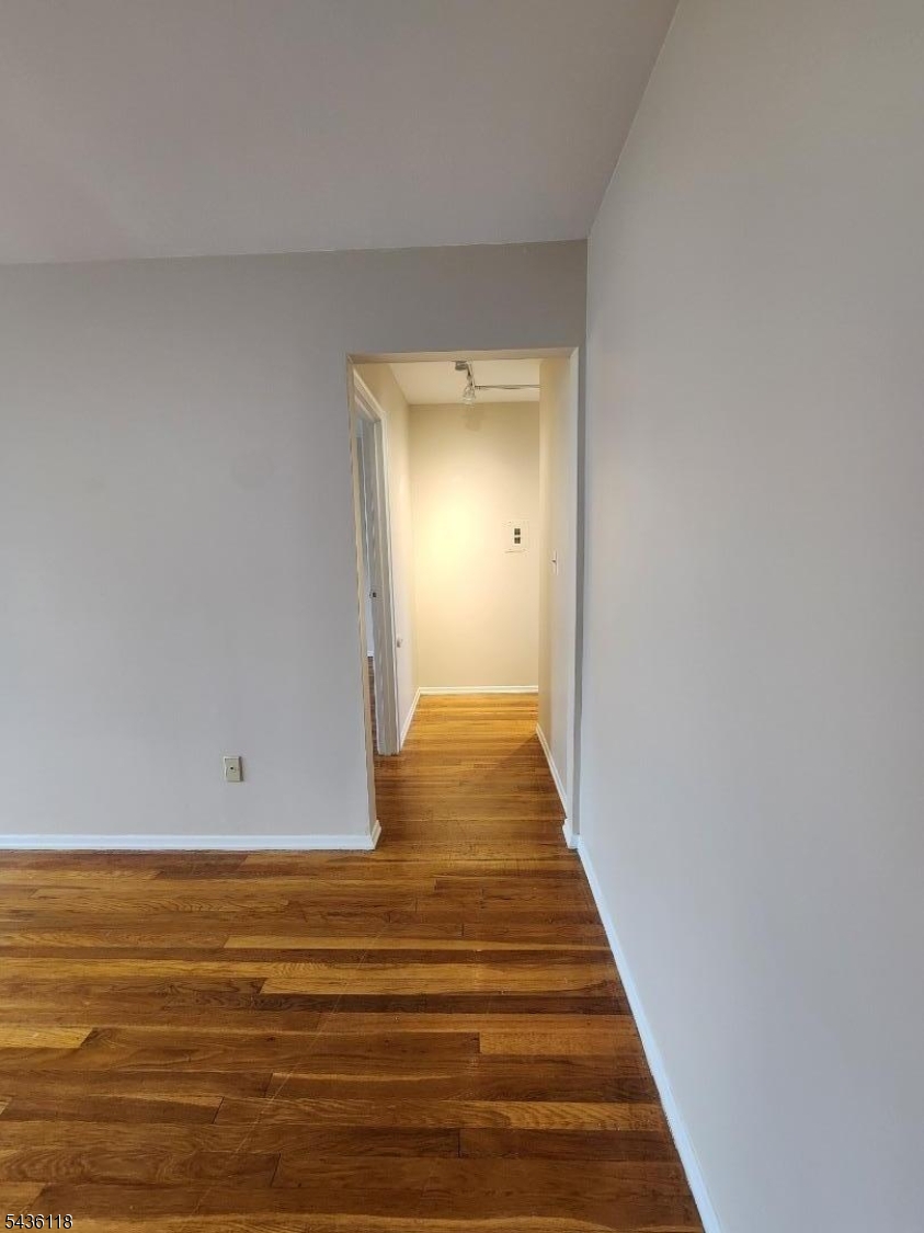 Crestmont Gardens - Residential Lease