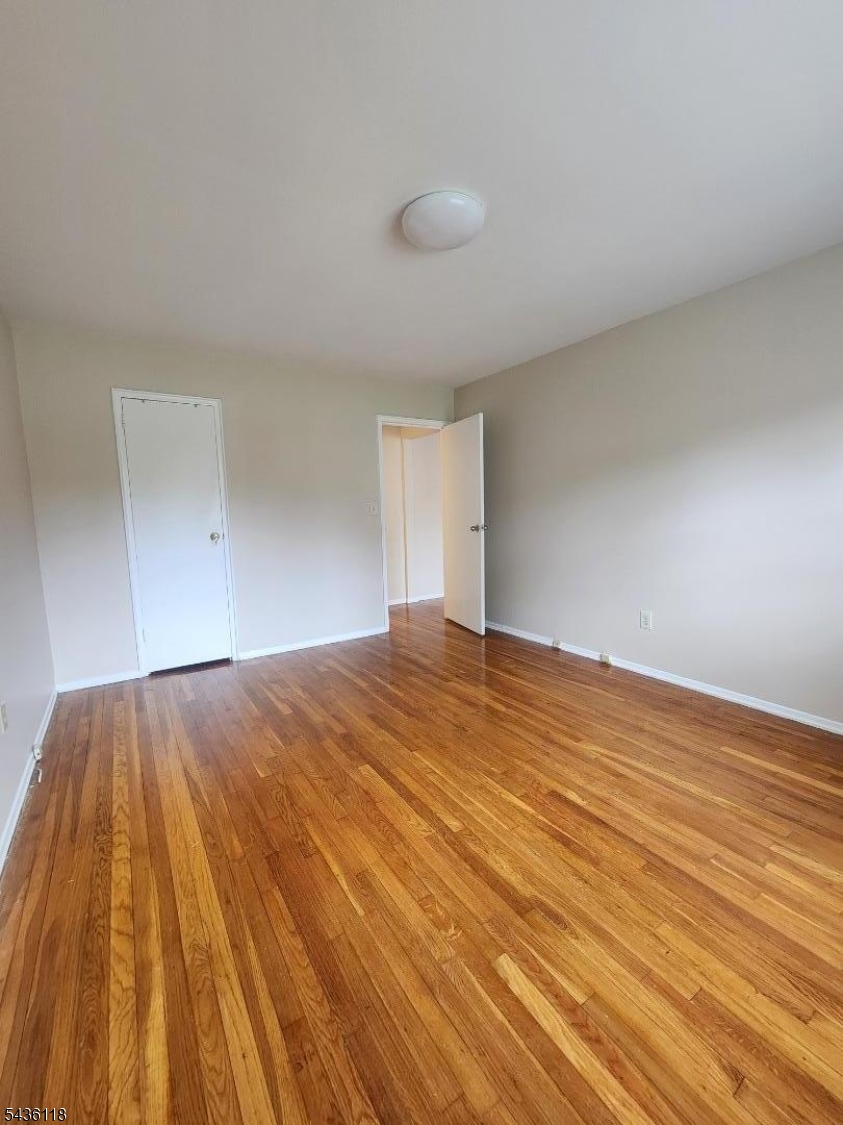 Crestmont Gardens - Residential Lease