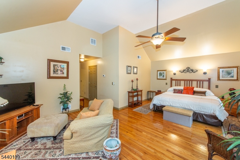 White Meadow Lake - Residential