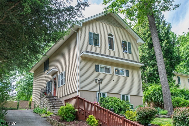 White Meadow Lake - Residential