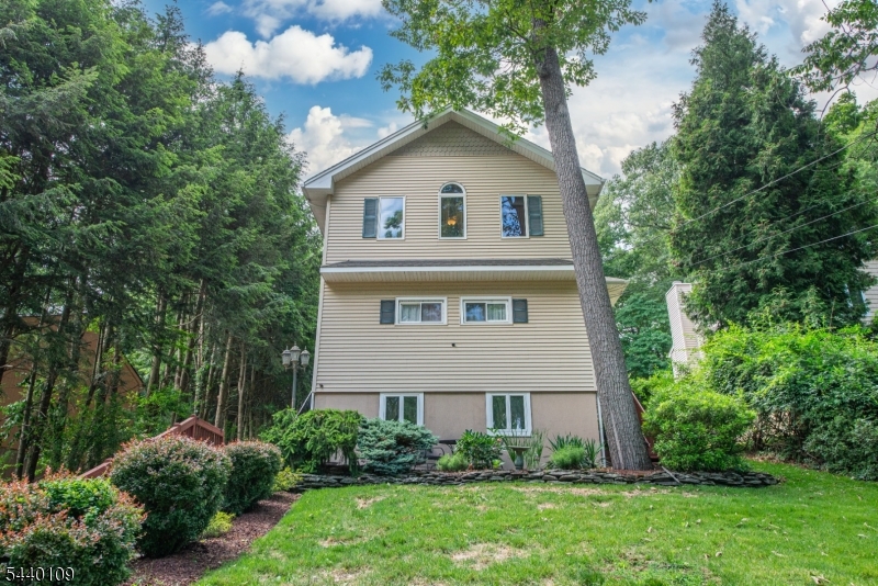 White Meadow Lake - Residential