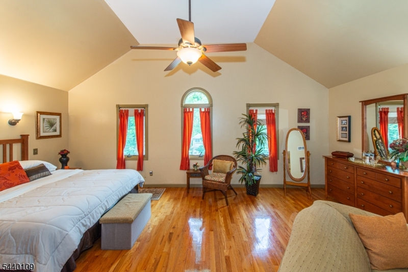 White Meadow Lake - Residential