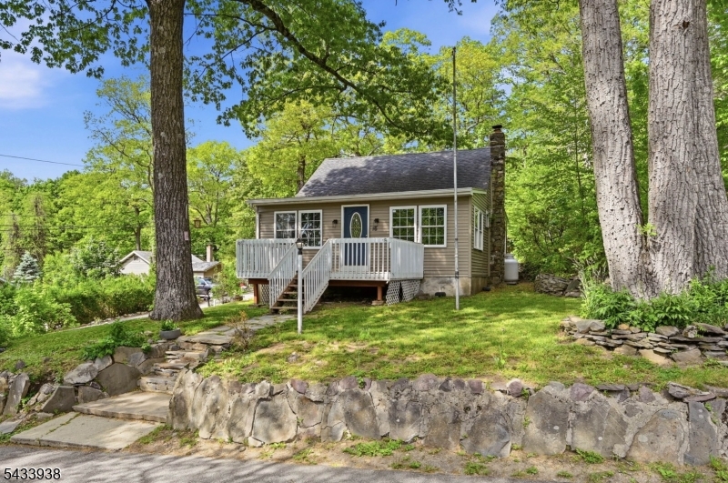 Upper Greenwood Lake - Residential