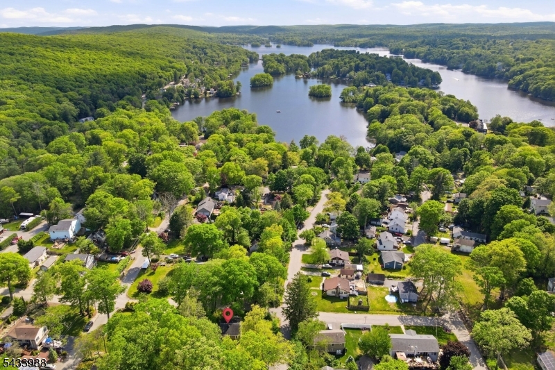 Upper Greenwood Lake - Residential