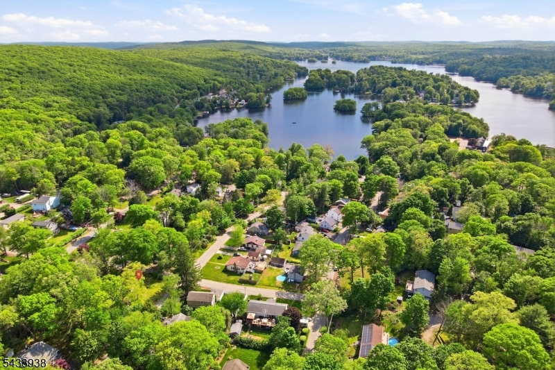 Upper Greenwood Lake - Residential