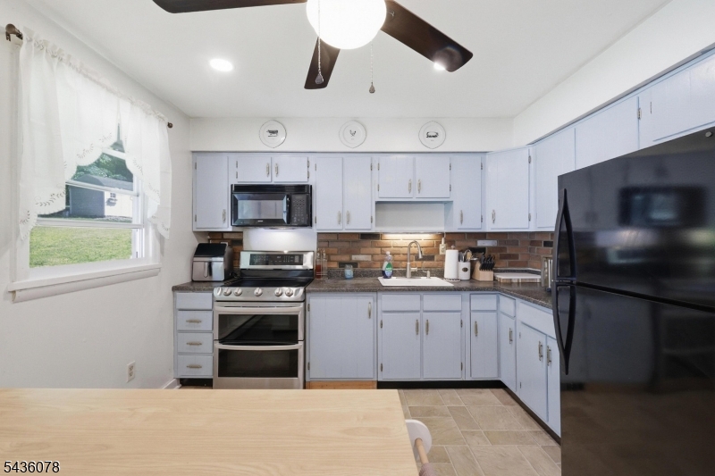Clinton Knolls - Residential