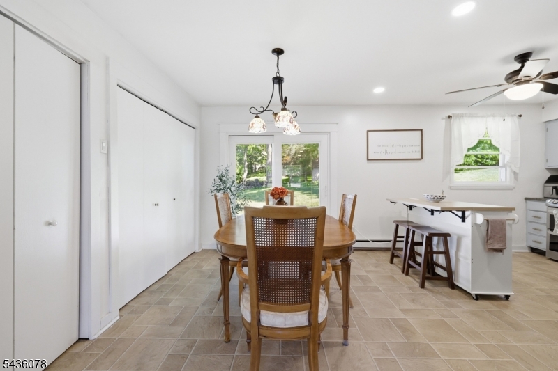 Clinton Knolls - Residential
