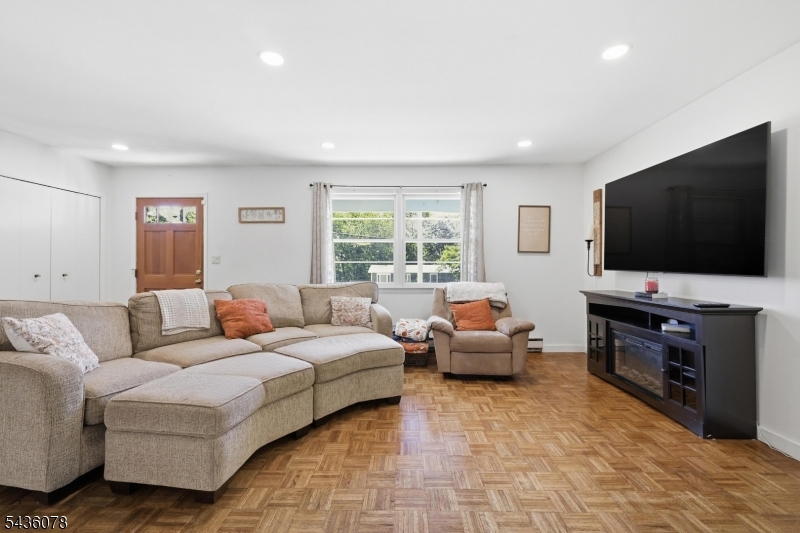 Clinton Knolls - Residential