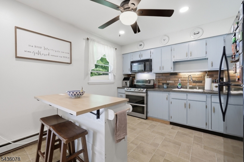 Clinton Knolls - Residential