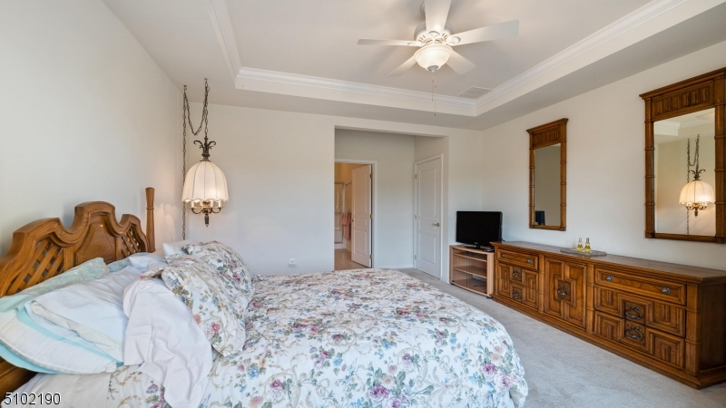 SOMERSET RUN - Residential