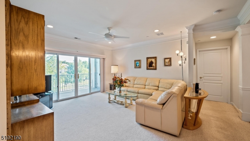 SOMERSET RUN - Residential