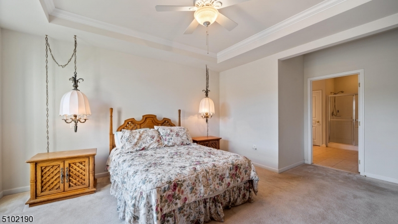 SOMERSET RUN - Residential