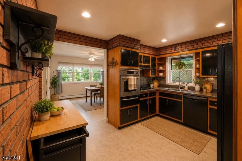 Skyline Lakes Section - Residential