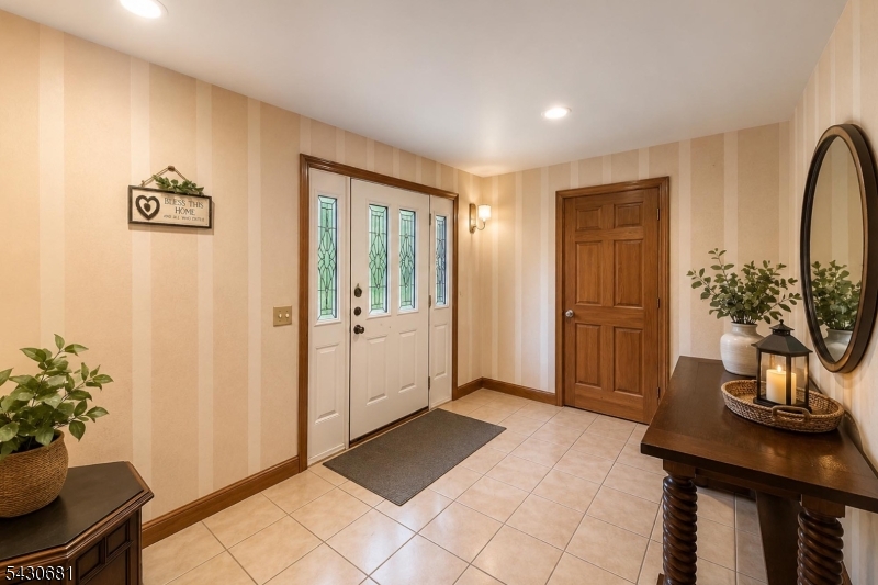 Skyline Lakes Section - Residential