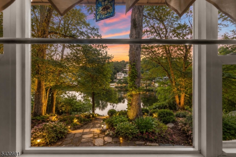 Skyline Lakes Section - Residential