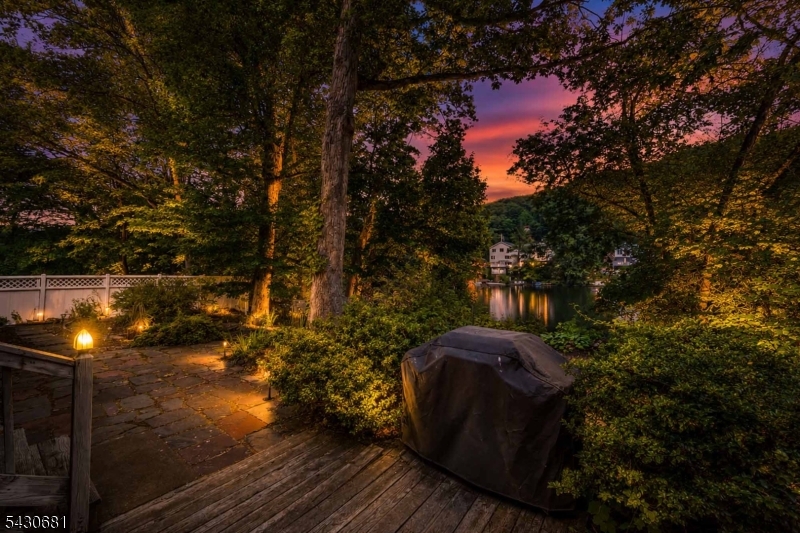 Skyline Lakes Section - Residential