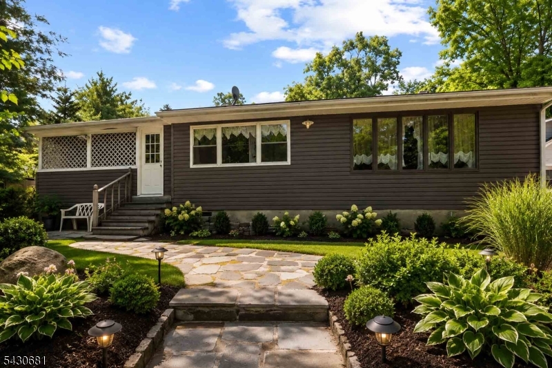 Skyline Lakes Section - Residential