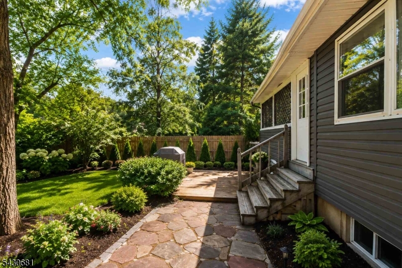 Skyline Lakes Section - Residential