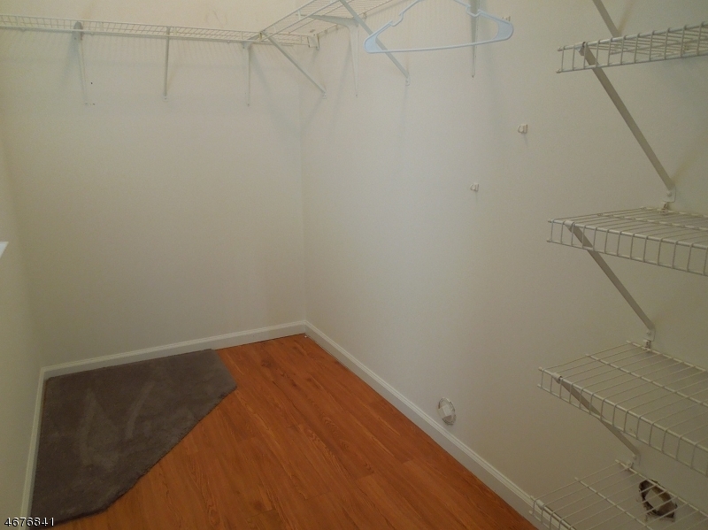 Hunting Meadow - Residential Lease