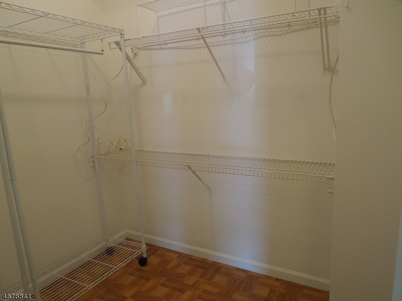 Hunting Meadow - Residential Lease