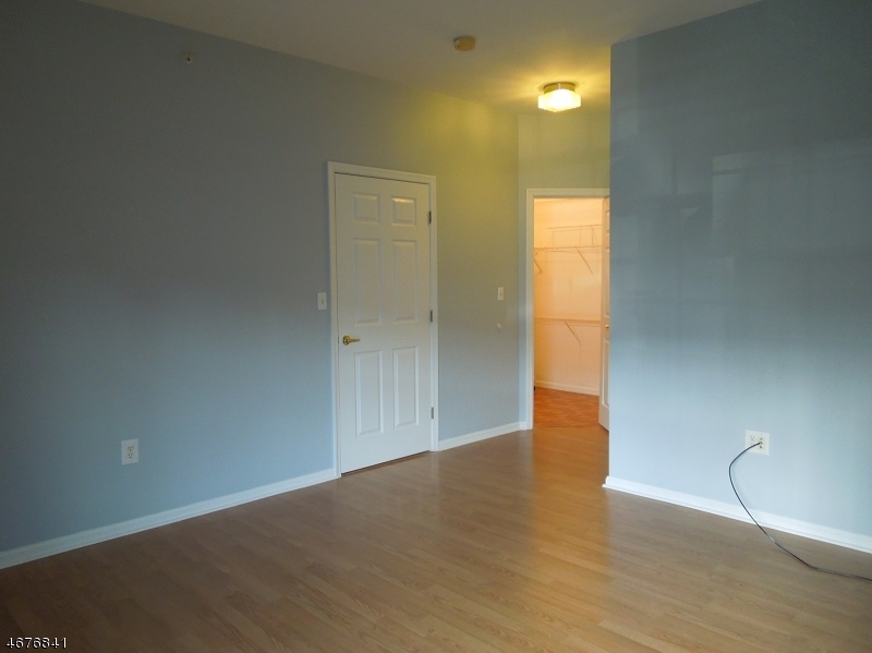 Hunting Meadow - Residential Lease