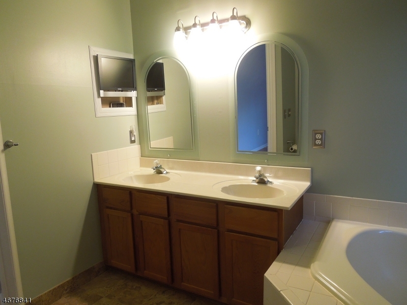 Hunting Meadow - Residential Lease