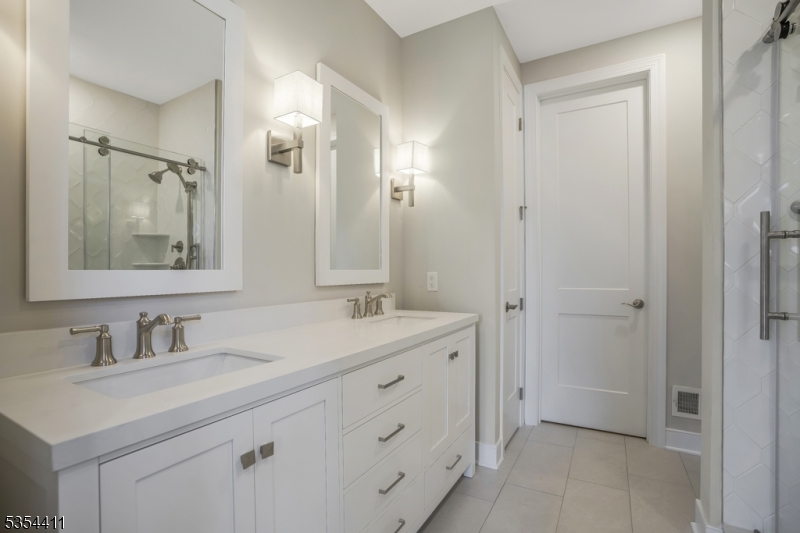 Hills at Warre - Residential Lease