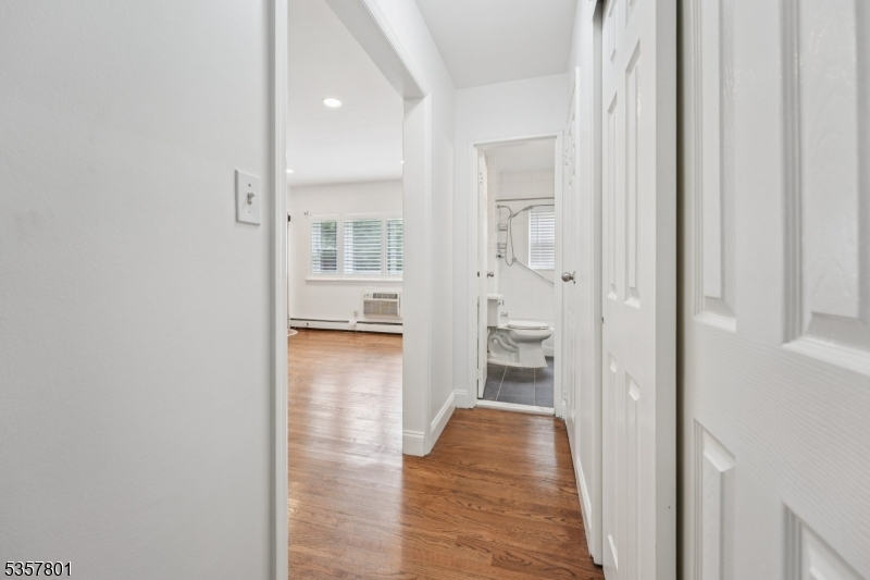 Verona Manor - Residential Lease