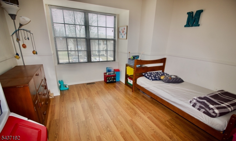 SOCIETY HILL - Residential Lease