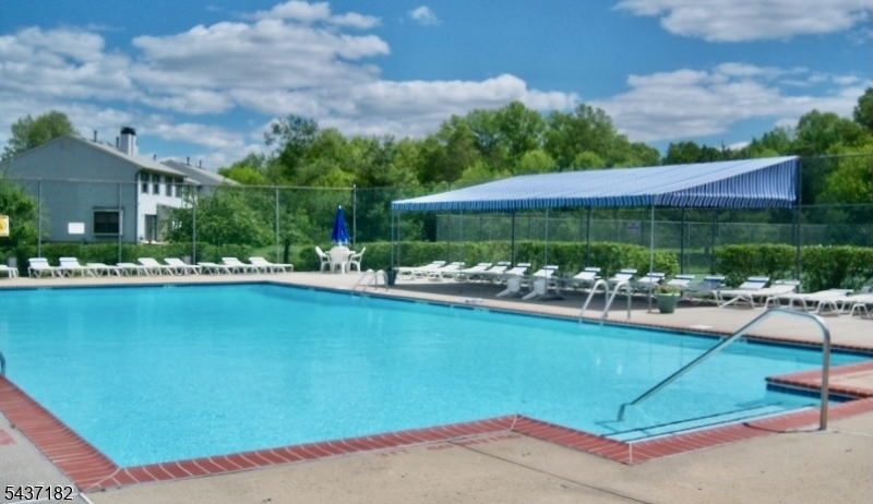 SOCIETY HILL - Residential Lease