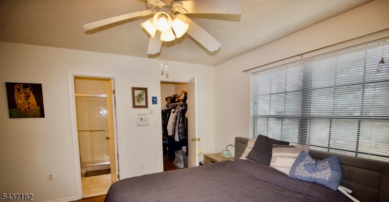 SOCIETY HILL - Residential Lease