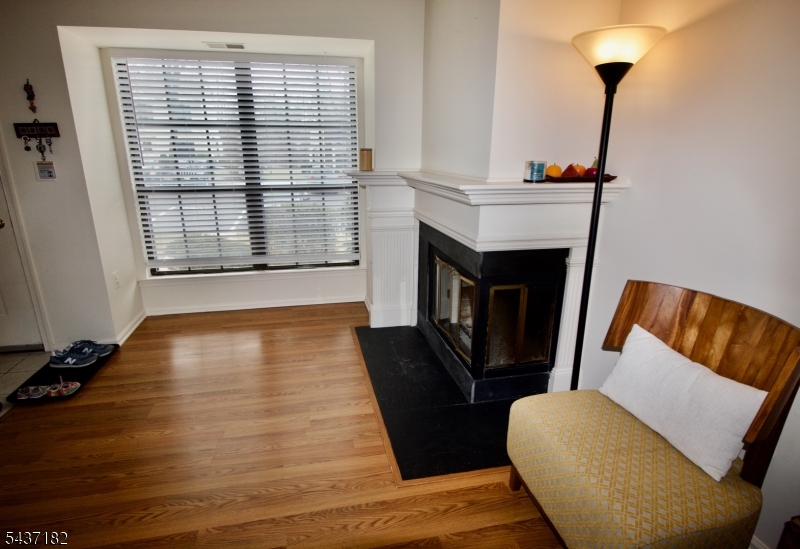 SOCIETY HILL - Residential Lease