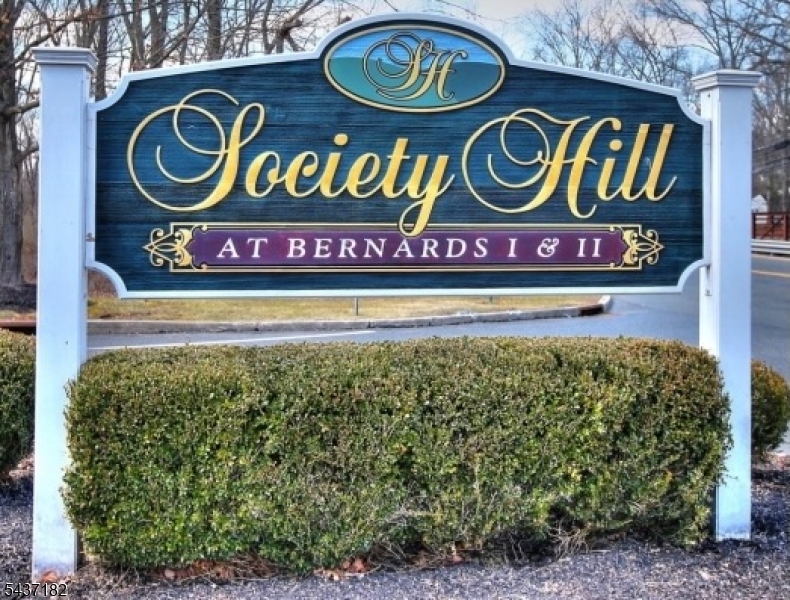 SOCIETY HILL - Residential Lease