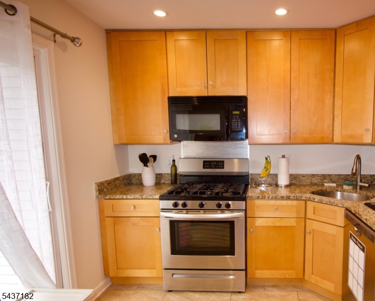 SOCIETY HILL - Residential Lease