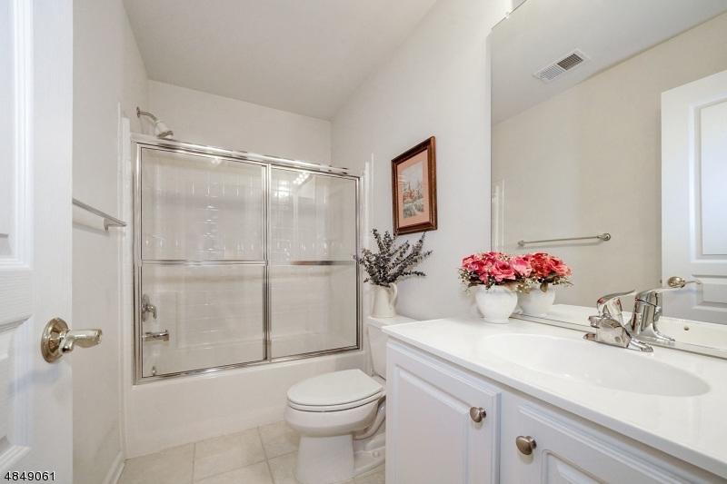 SOMERSET RUN - Residential