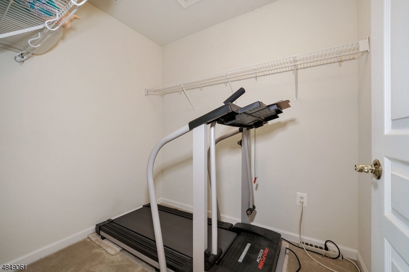 SOMERSET RUN - Residential