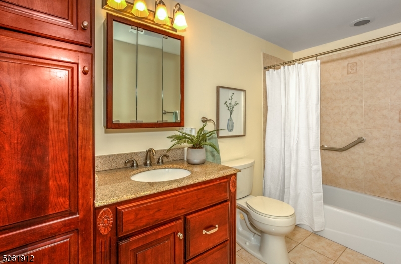 Indian Lake - Residential