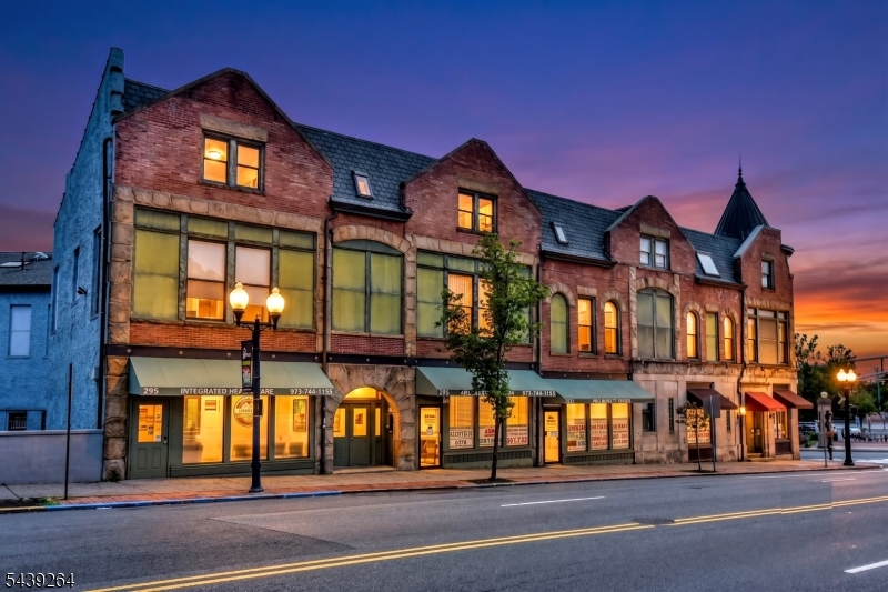 Station Square - Residential