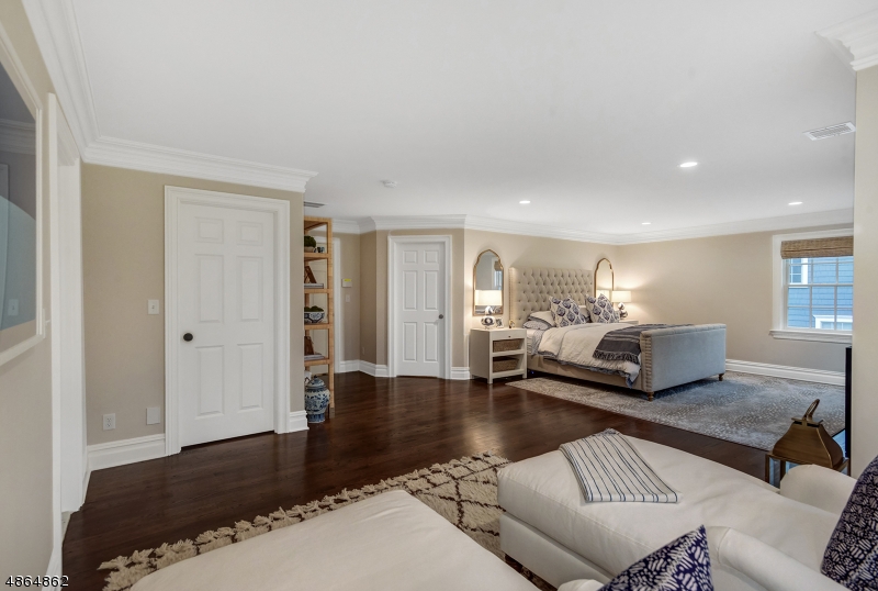 Rolling Hill - Residential