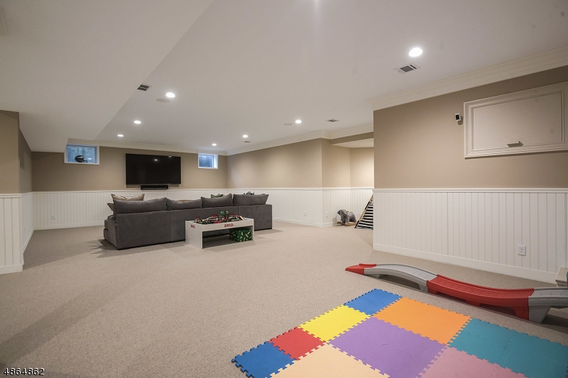 Rolling Hill - Residential