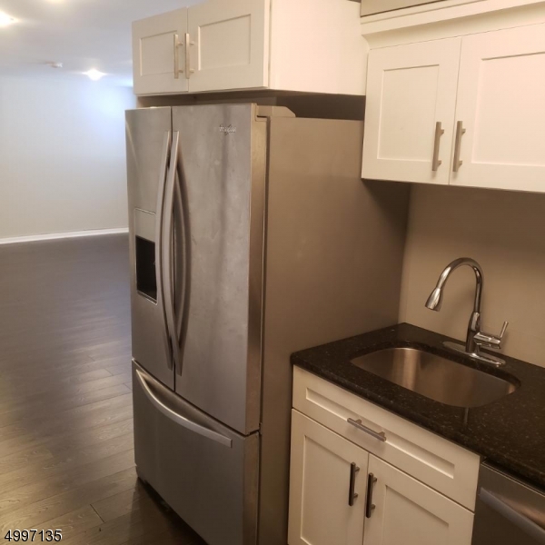 ELM ST - Residential Lease