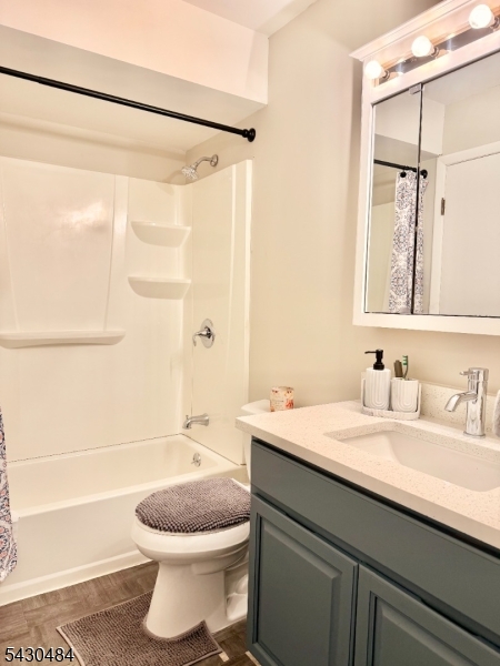 Condo/Coop/Townhouse - Residential