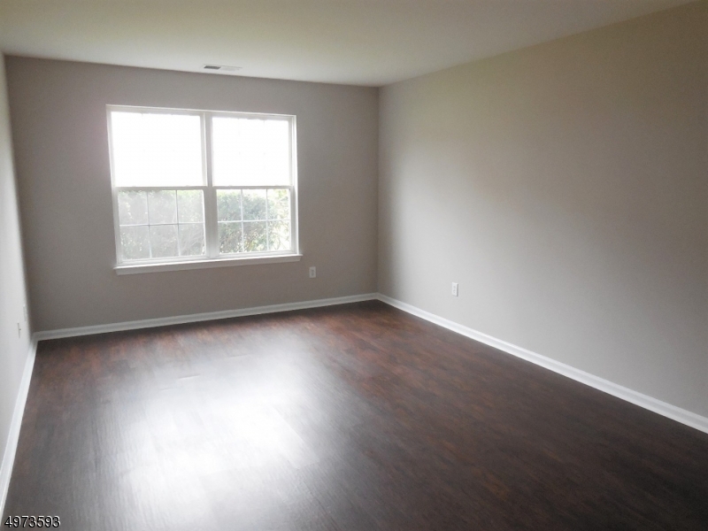 Stratton Meadows - Residential
