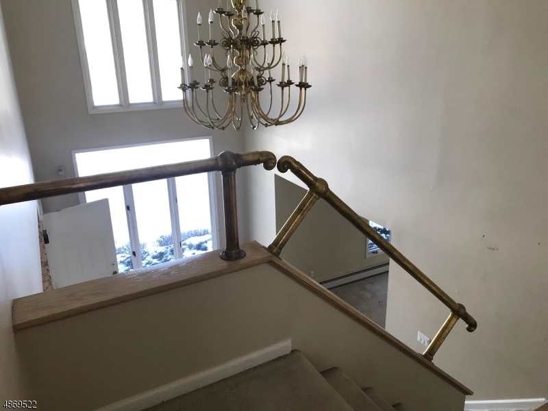 COLONIAL OAKS - Residential