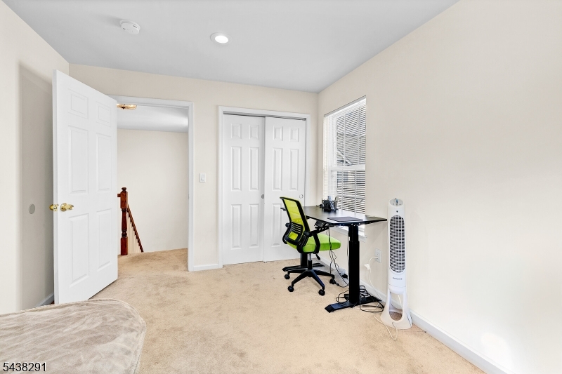 Renaissance Bldg 08 - Residential