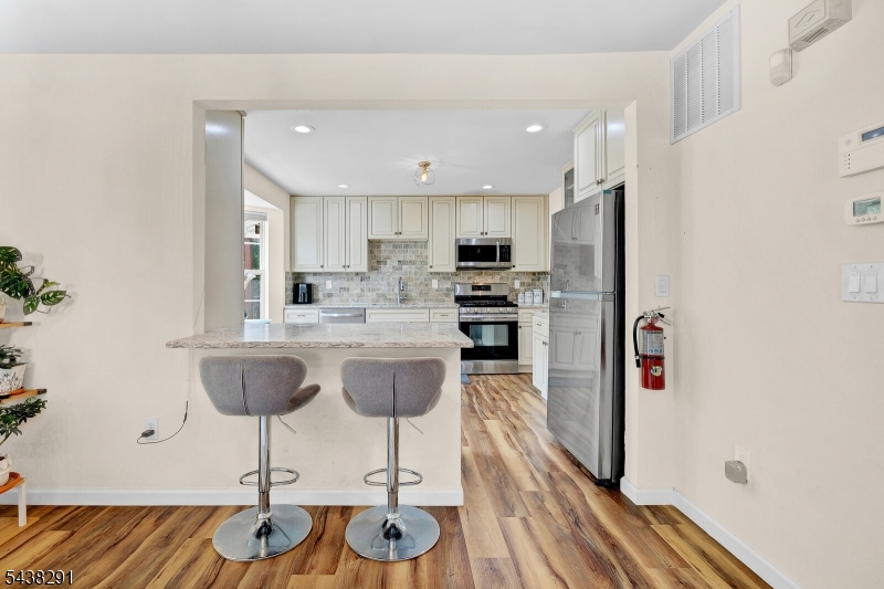 Renaissance Bldg 08 - Residential