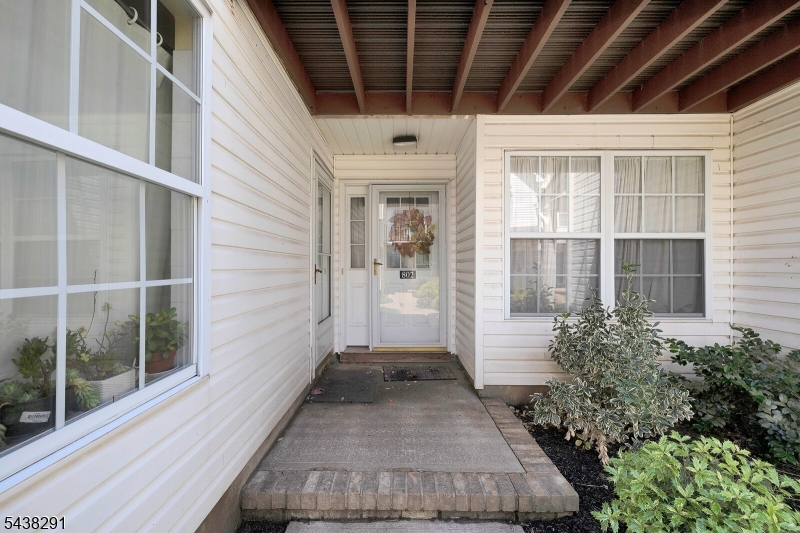 Renaissance Bldg 08 - Residential